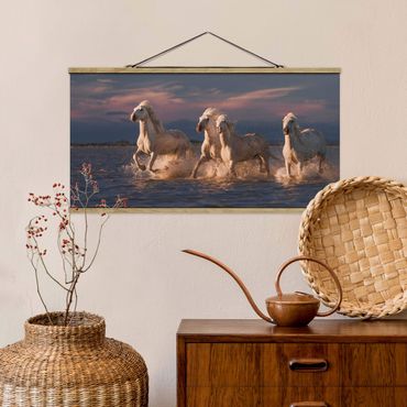 Stoffen schilderij met posterlijst Wild Horses In Kamargue