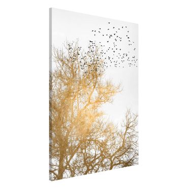 Magneetborden Flock Of Birds In Front Of Golden Tree