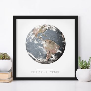 Ingelijste posters Le Monde - The Earth