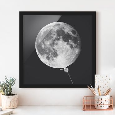 Ingelijste posters Balloon With Moon