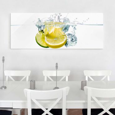 Glasschilderijen Lemon And Lime In Water