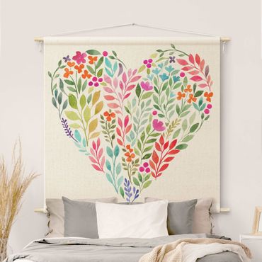Wandtapijt - Flowery Watercolour Heart-Shaped