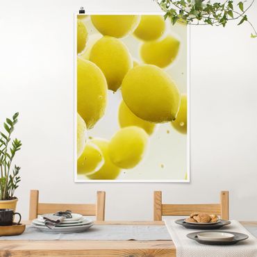 Posters Lemons In Water