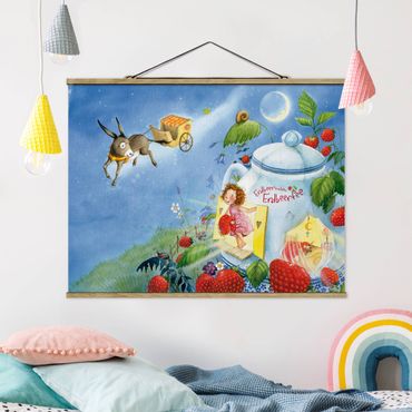 Stoffen schilderij met posterlijst Little Strawberry Strawberry Fairy - Donkey Casimir