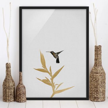 Ingelijste posters Hummingbird And Tropical Golden Blossom II