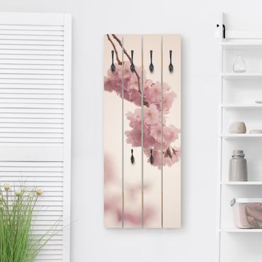 Wandkapstokken houten pallet Pale Pink Spring Flower With Bokeh