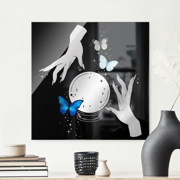 Glasschilderijen Magical Hands - Crystal Ball And Butterflies