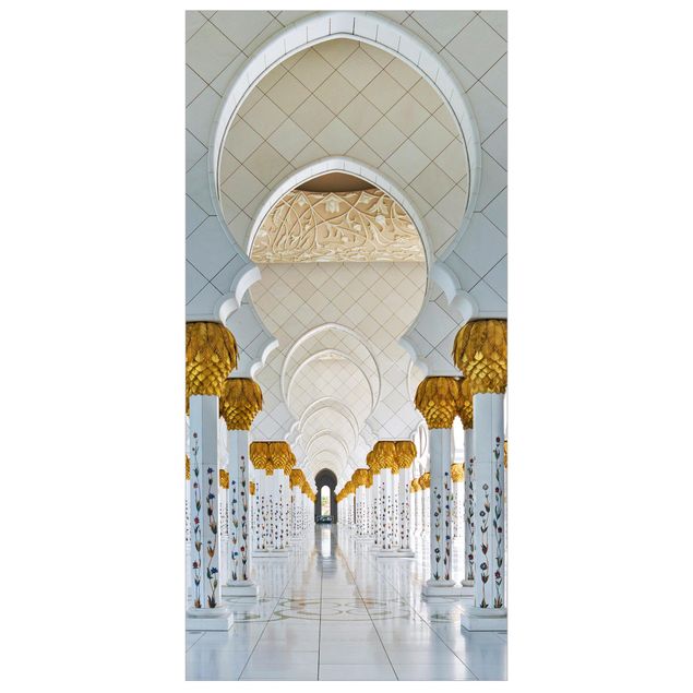 Ruimteverdeler Mosque In Abu Dhabi