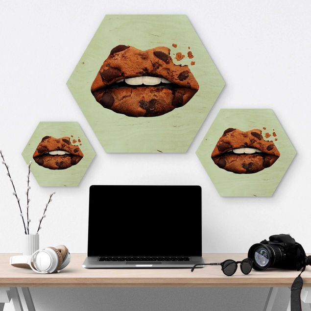 Hexagons houten schilderijen Lips With Biscuit