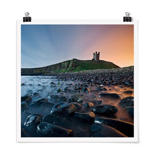 Posters Sunrise With Fog At Dunstanburgh Castle