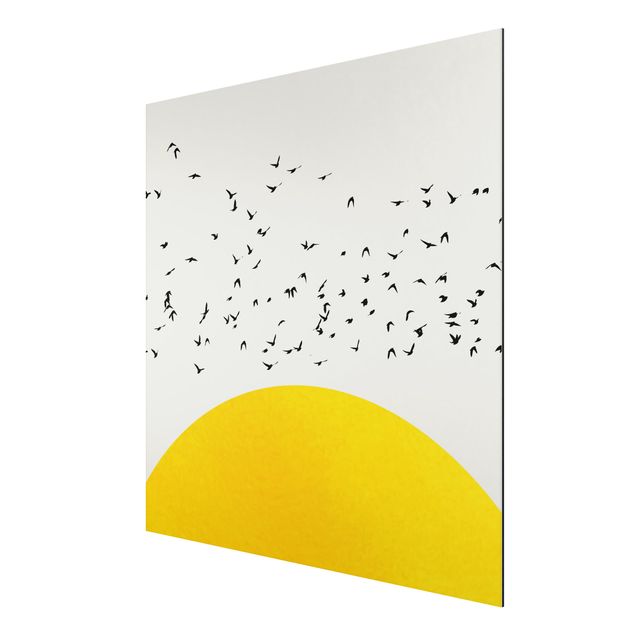 Aluminium Dibond schilderijen Flock Of Birds In Front Of Yellow Sun