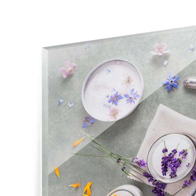Spatscherm keuken Edible Flowers With Lavender Sugar