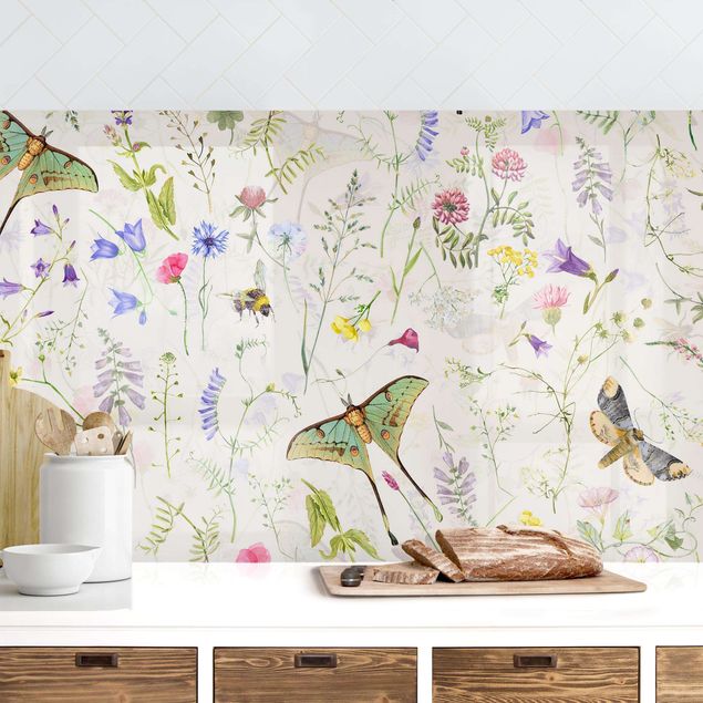 Achterwand voor keuken bloemen Butterflies With Flowers On Cream Colour