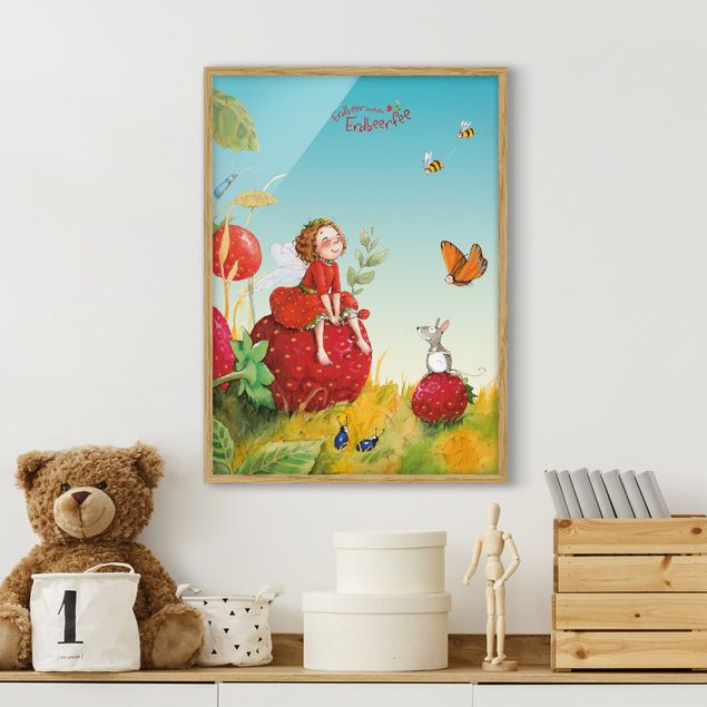 Ingelijste posters Little Strawberry Strawberry Fairy - Enchanting