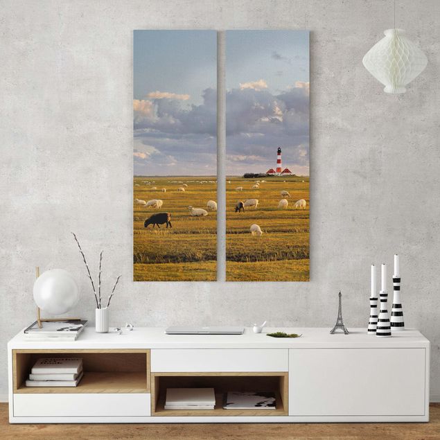 Canvas schilderijen - 3-delig North Sea Lighthouse With Flock Of Sheep