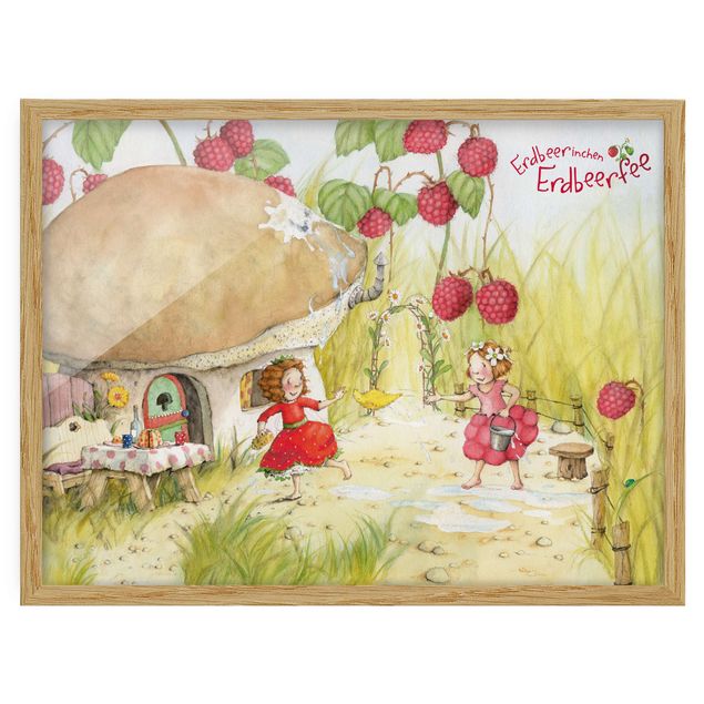 Ingelijste posters Little Strawberry Strawberry Fairy - Under The Raspberry Bush