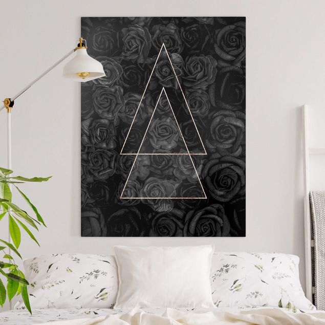 Canvas schilderijen Black Rose In Golden Triangle