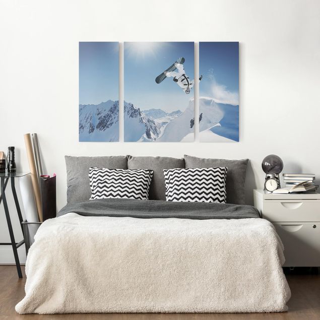 Canvas schilderijen - 3-delig Flying Snowboarder