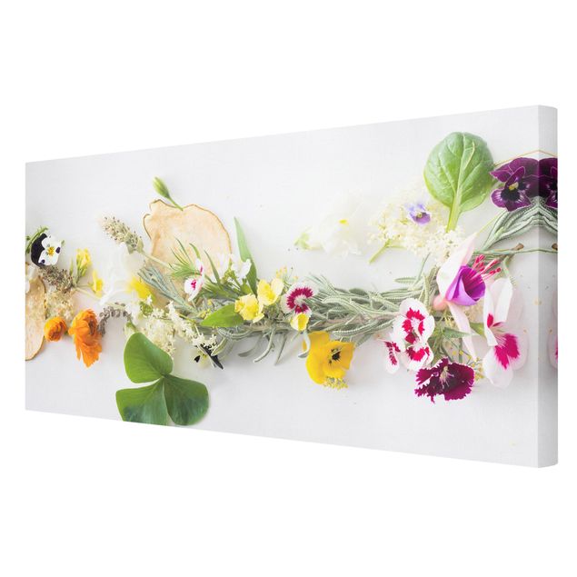 Canvas schilderijen Fresh Herbs With Edible Flowers