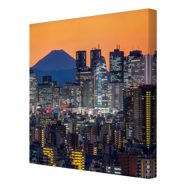 Canvas schilderijen Tokyo With Mt. Fuji At Dusk