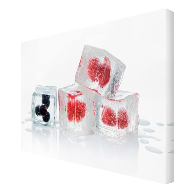 Canvas schilderijen Friut In Ice Cubes