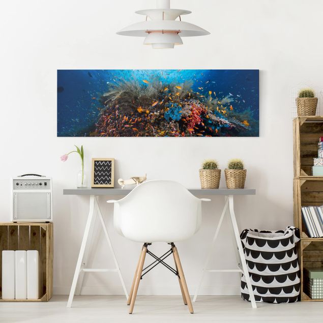 Canvas schilderijen Lagoon With Fish