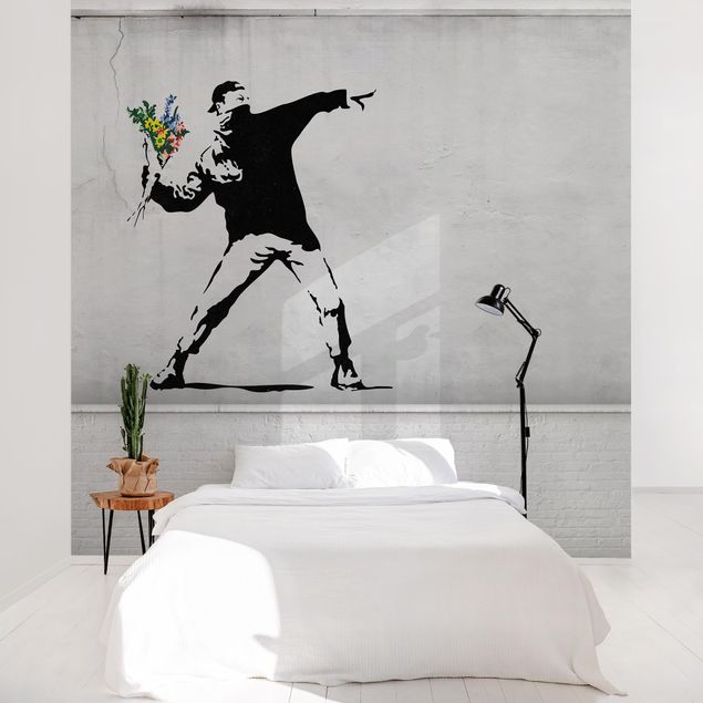 Fotobehang - Flower Thrower - Brandalised ft. Graffiti by Banksy