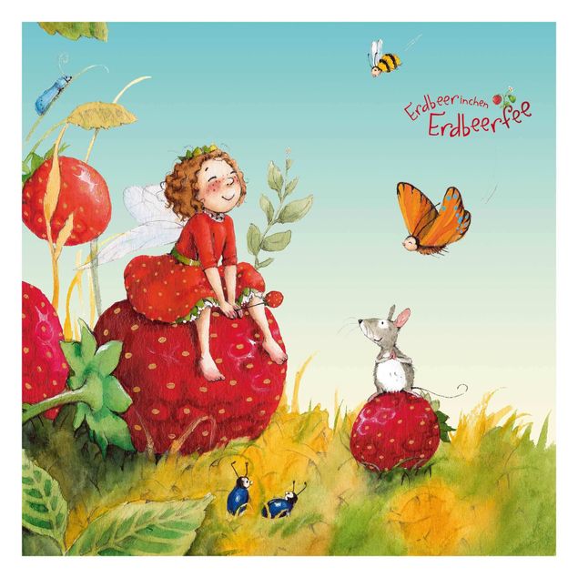 Fotobehang Little Strawberry Strawberry Fairy - Enchanting