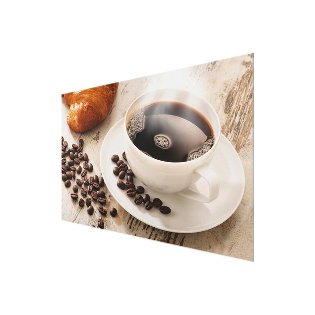 Glasschilderijen Steaming coffee cup with coffee beans