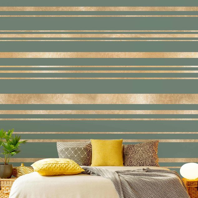Patroonbehang Golden Stripes Green Backdrop