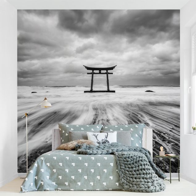 Fotobehang Japanese Torii In The Ocean