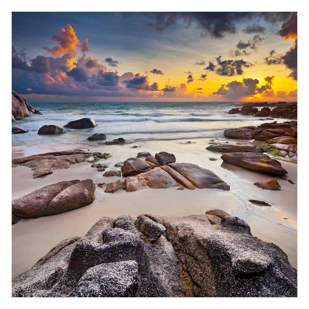 Fotobehang Sunrise Beach In Thailand