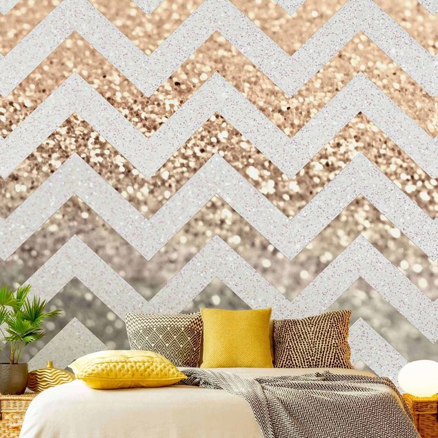 Patroonbehang Zigzag Lines With Golden Glitter and Silver