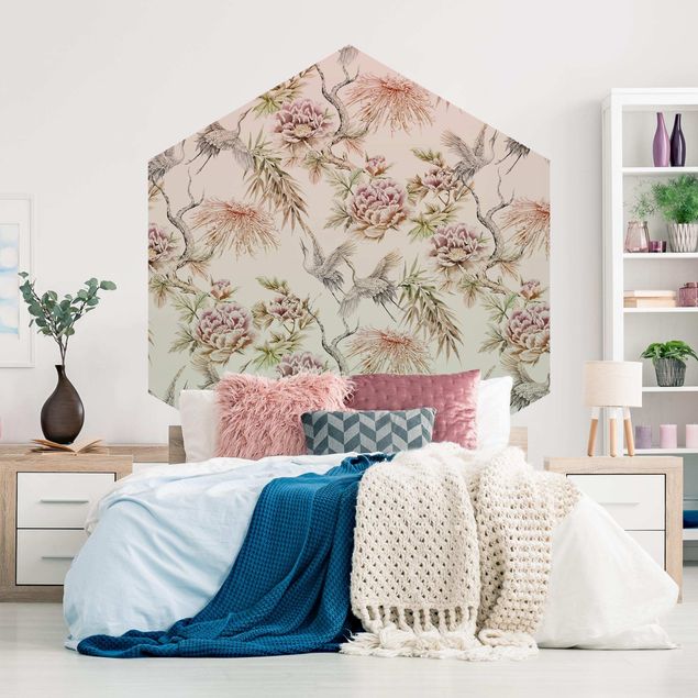 Hexagon Behang Watercolour Birds With Large Flowers In Ombre