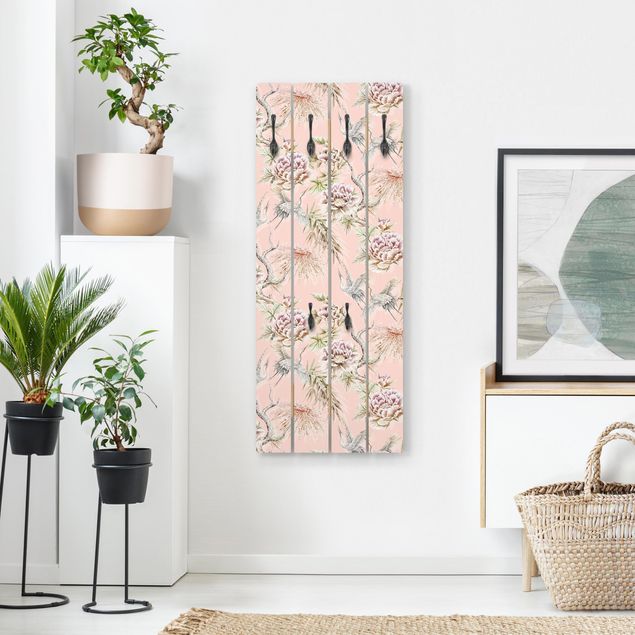Wandkapstokken houten pallet Watercolour Birds With Large Flowers In Front Of Pink
