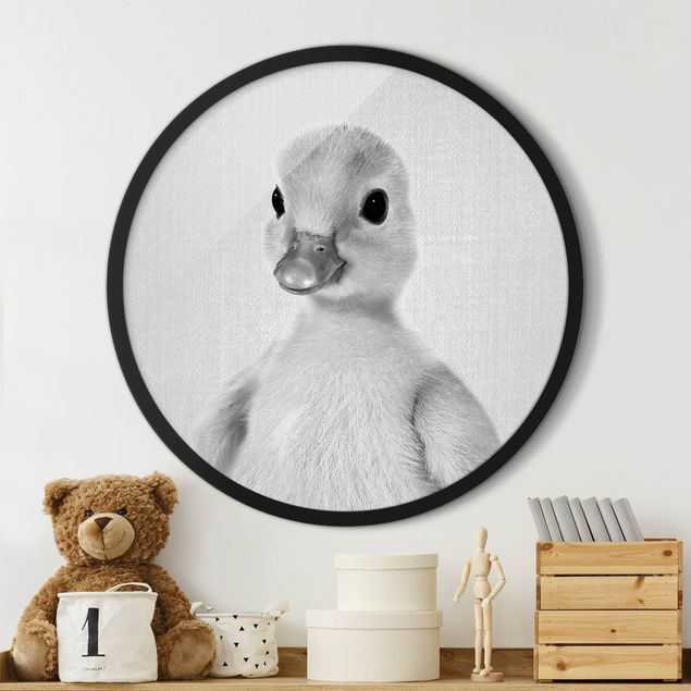 Runde gerahmte Bilder Baby Duck Emma Black And White