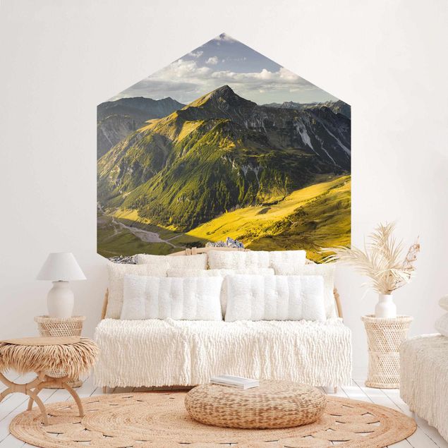 Hexagon Behang Mountains And Valley Of The Lechtal Alps In Tirol