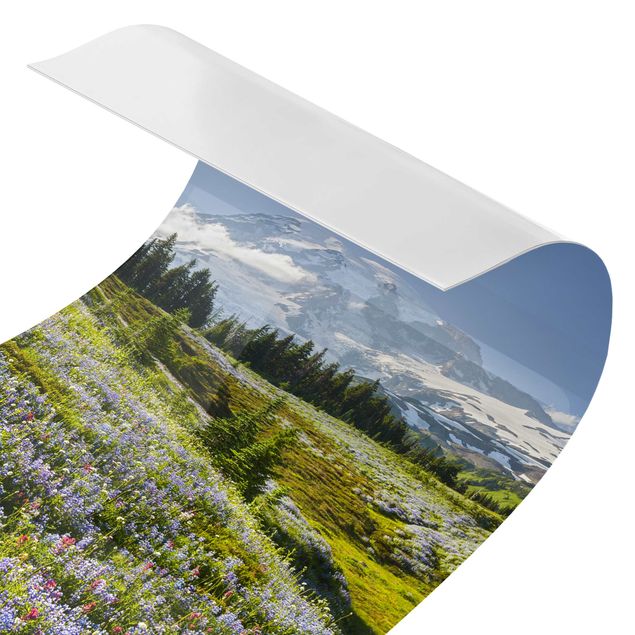 Douchewand bekleding - Mountain Meadow With Blue Flowers in Front of Mt. Rainier