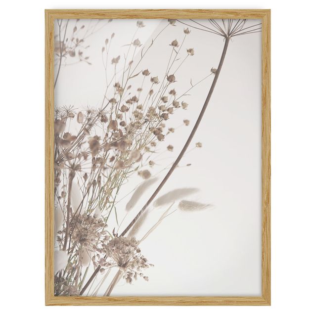 Ingelijste posters Bouquet Of Ornamental Grass And Flowers
