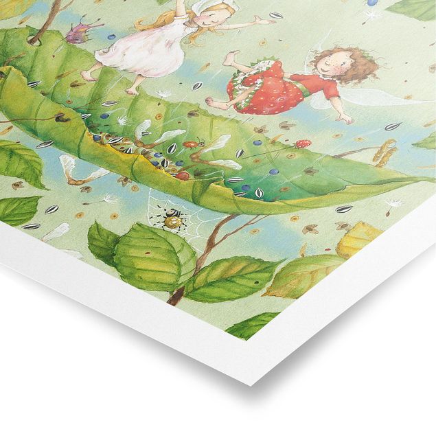 Posters Little Strawberry Strawberry Fairy - Trampoline