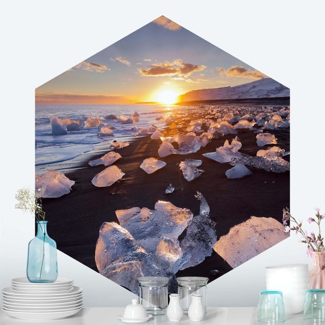 Hexagon Behang Chunks Of Ice On The Beach Iceland