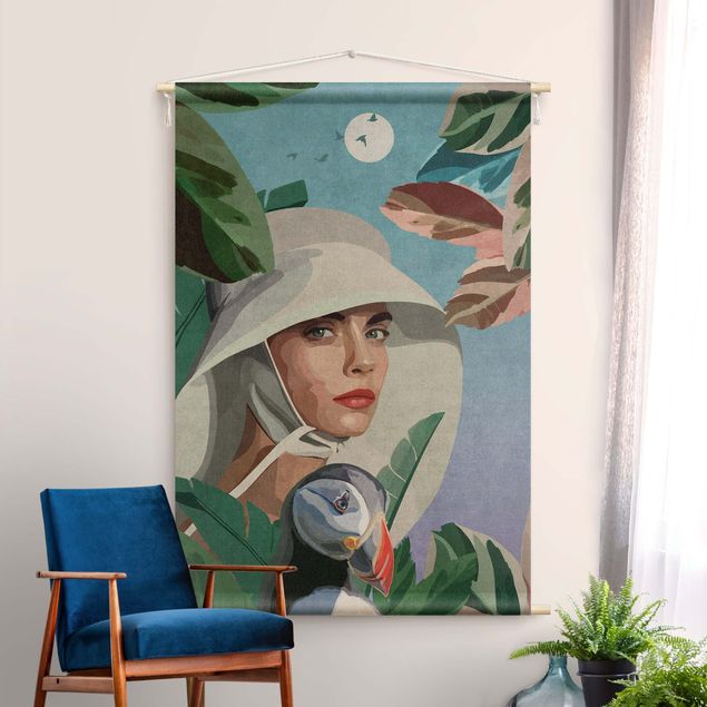 muur tapijt Emel Tunaboylu - Tropical Female Portrait