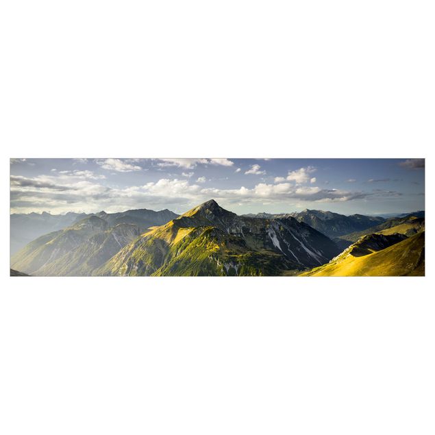 Keukenachterwanden Mountains And Valley Of The Lechtal Alps In Tirol