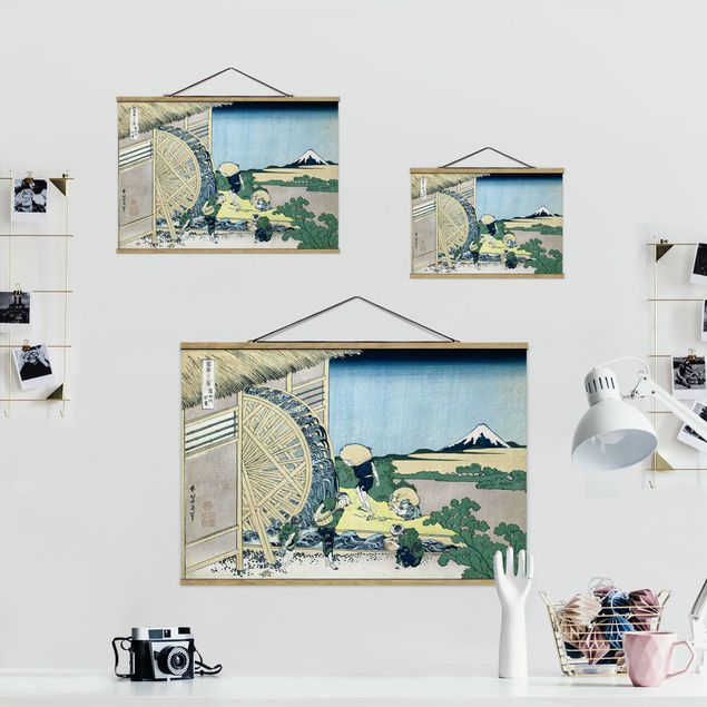 Stoffen schilderij met posterlijst Katsushika Hokusai - Waterwheel at Onden
