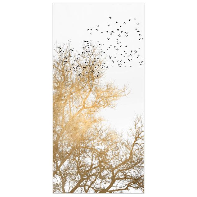 Ruimteverdeler Flock Of Birds In Front Of Golden Tree