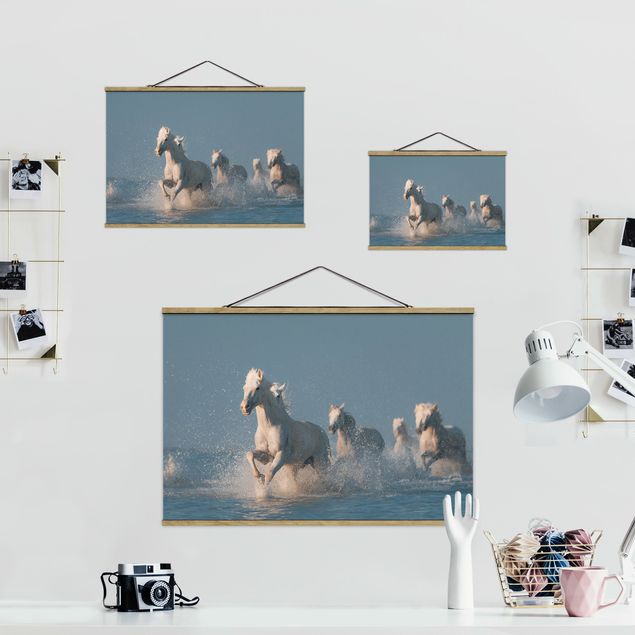 Stoffen schilderij met posterlijst Herd Of White Horses