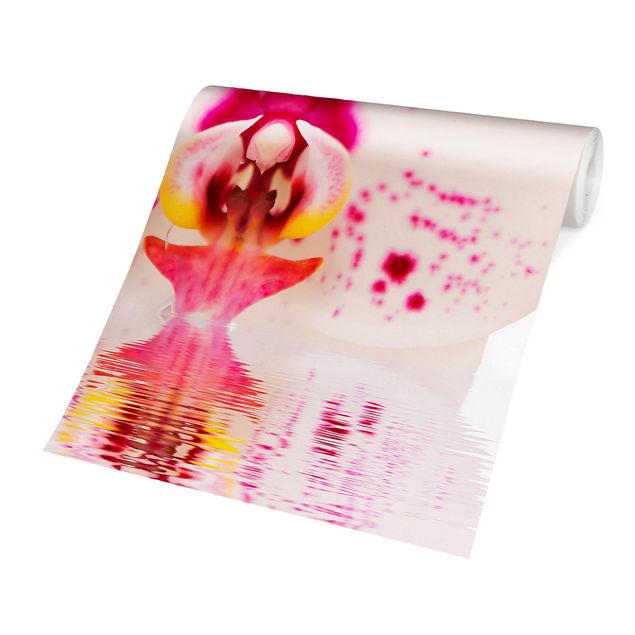 Fotobehang Dotted Orchid On Water
