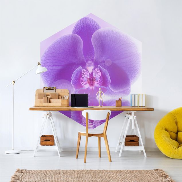 Hexagon Behang Purple Orchid On Water