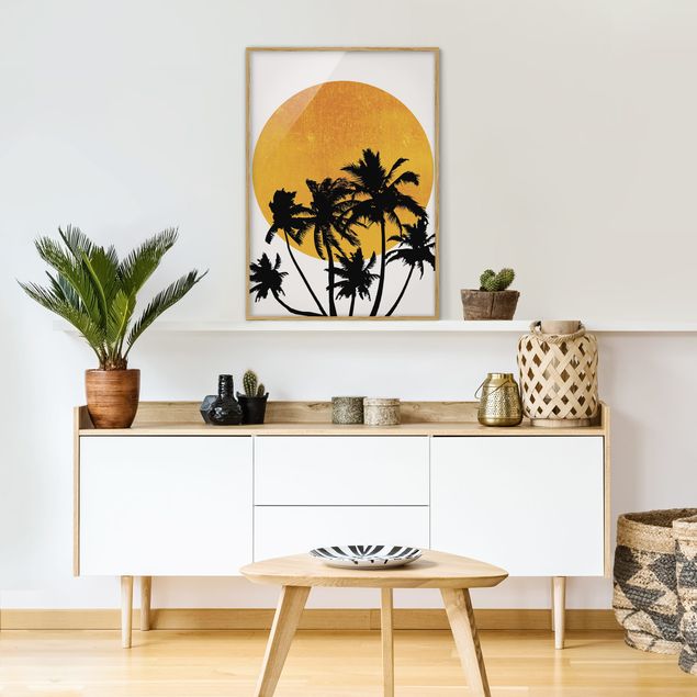 Ingelijste posters Palm Trees In Front Of Golden Sun