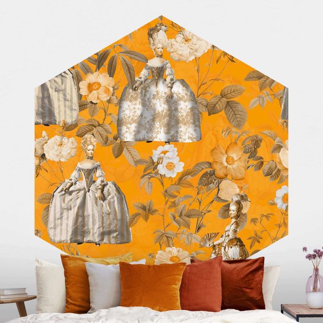 Hexagon Behang Opulent Dress In The Garden On Orange